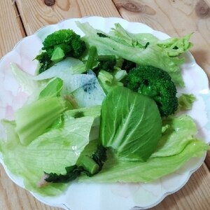 ☆5種野菜で彩りサラダ☆